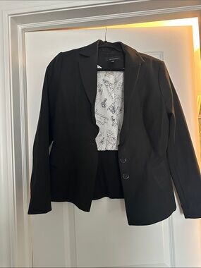 White House Black Market Black Women's Blazer with Printed Lining
